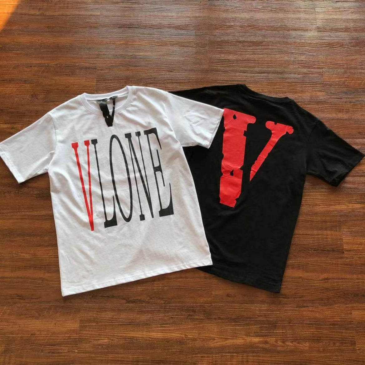 CAMISETA VLONE ROJA